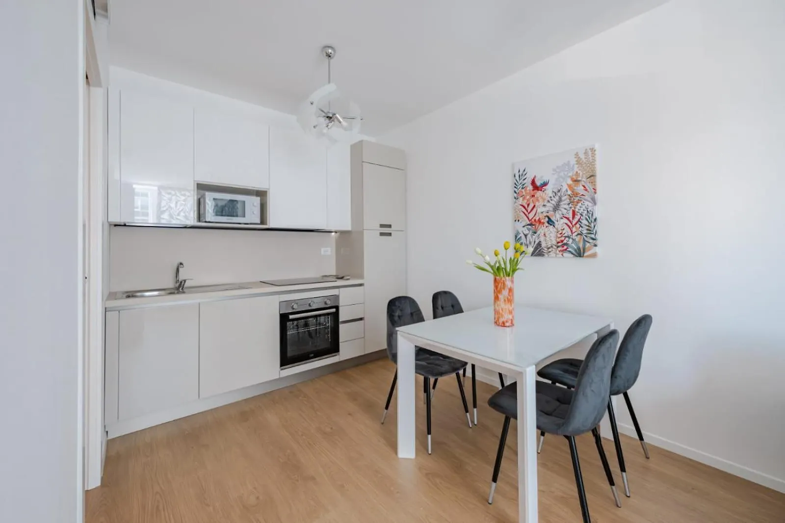 Comfortable Two-Room Apartment In Milan